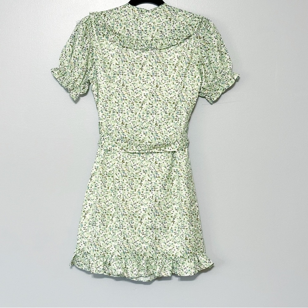 Avantlook Short Puff Sleeve Floral Mini Dress Statement Collar‎ Size Medium - Picture 12 of 12